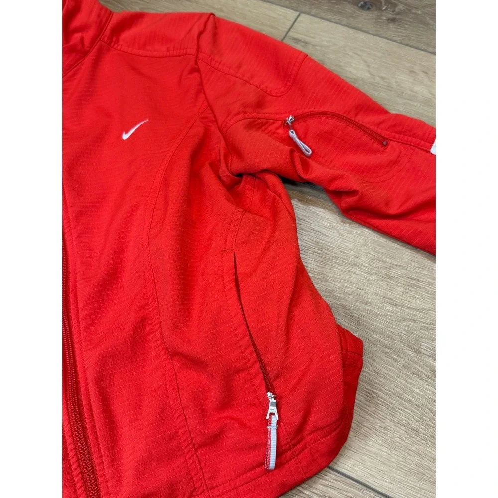 Nike Sphere Dry Womens Red Full Zip Running Jacket Size M Track Workout Training